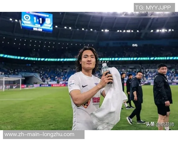 从默默无闻到国足新星廖锦涛如何成为中国足球的中场核心力量