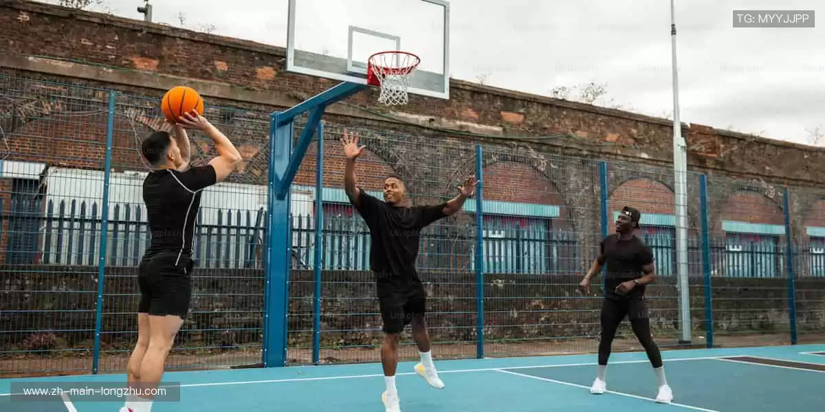 📱弹幕互动，一起狂欢！🏈 体育直播，让孤单不复存在！